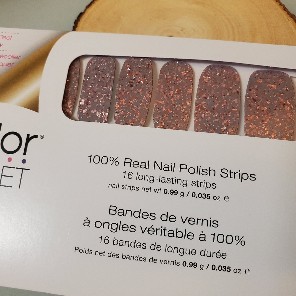 "Capital Hill" Nail Strips